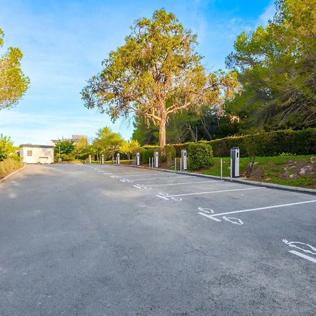 B&B Hotel Antibes Sophia Antipolis Бьо Экстерьер фото