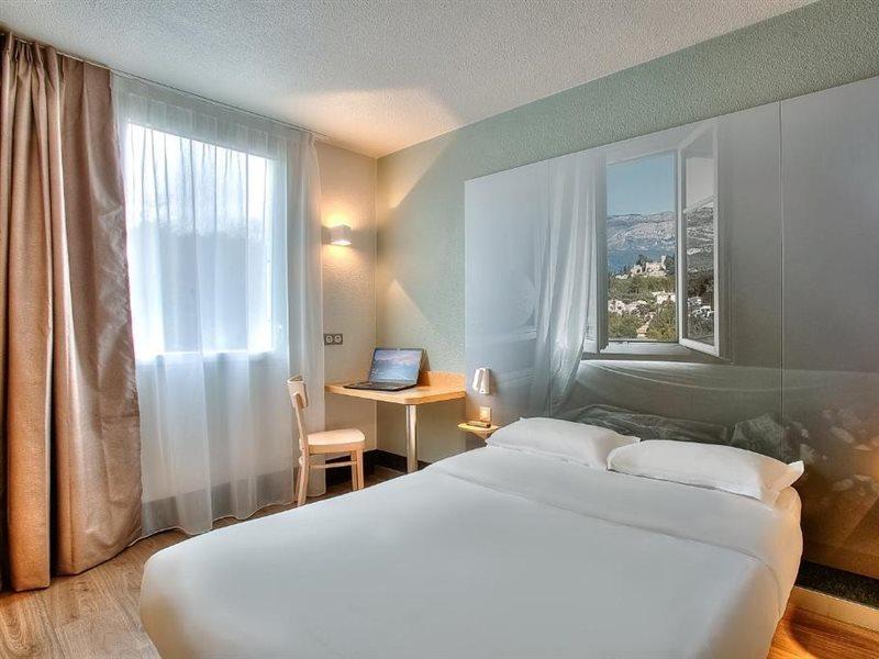 B&B Hotel Antibes Sophia Antipolis Бьо Экстерьер фото