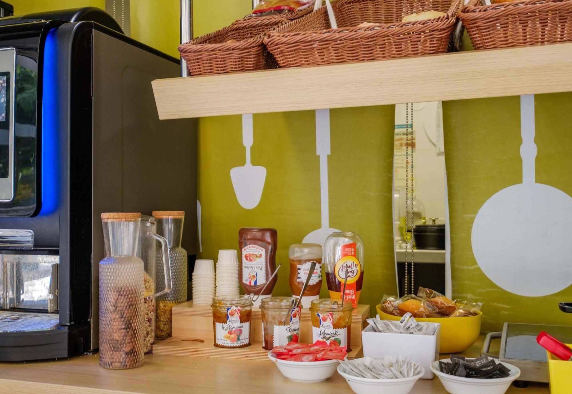 B&B Hotel Antibes Sophia Antipolis Бьо Экстерьер фото