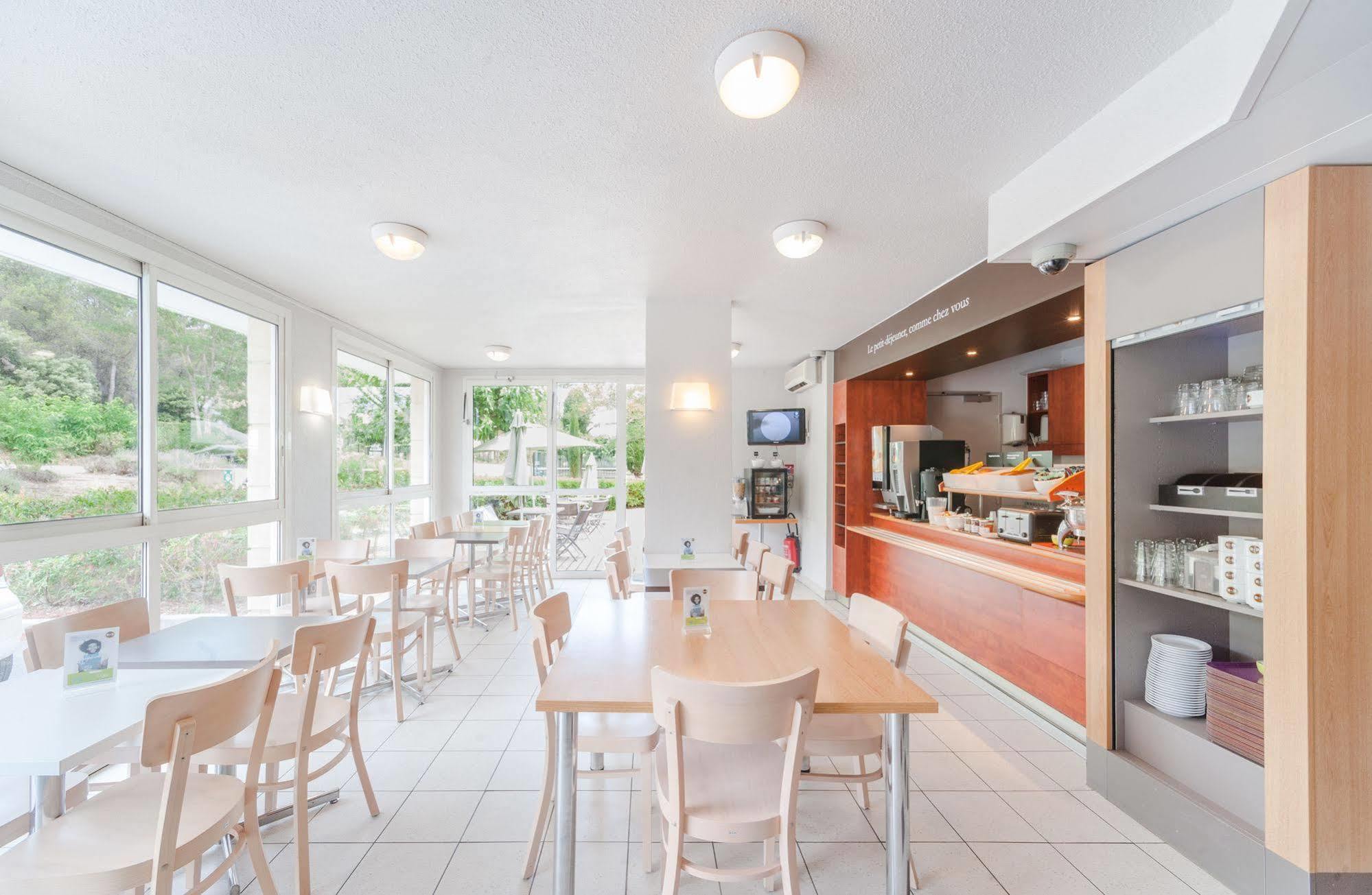 B&B Hotel Antibes Sophia Antipolis Бьо Экстерьер фото